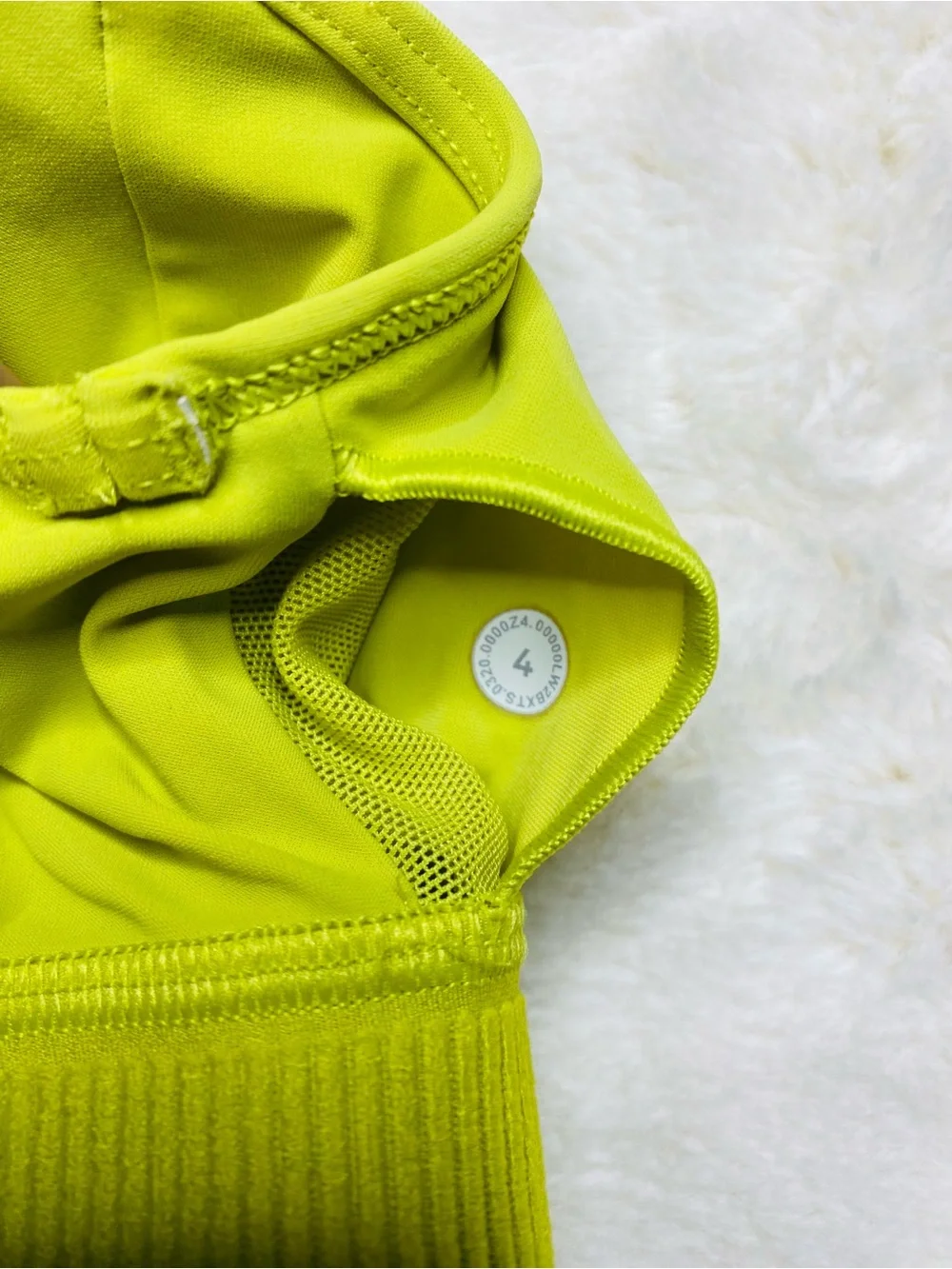 Lululemon Unleash Strength Bra Yellow Serpentine High Neck Zip Size 4